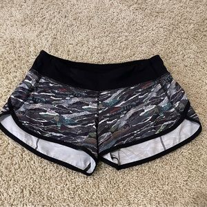 N/A🍃Lululemon shorts, size 6